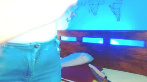 Snapshot of catalinajoyful chatting on January 10, 2026, 4:03 am CatalinaJoyful online show from January 10, 2026, 4:03 am