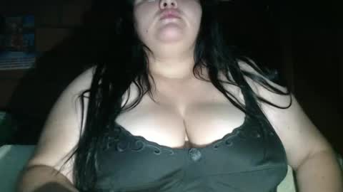 catalis_curvy online show from April 21, 2026, 3:24 am