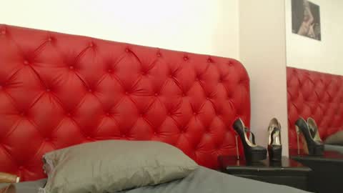 cathalina online show from February 5, 2025, 2:48 pm