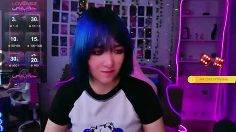 Snapshot of catharinejones chatting on July 26, 2026, 5:37 am KettieHi My name is Katie I love drawing and I can play the guitar. And love dancing online show from July 26, 2026, 5:37 am