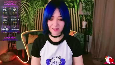Snapshot of catharinejones chatting on July 31, 2026, 6:57 am KettieHi My name is Katie I love drawing and I can play the guitar. And love dancing online show from July 31, 2026, 6:57 am