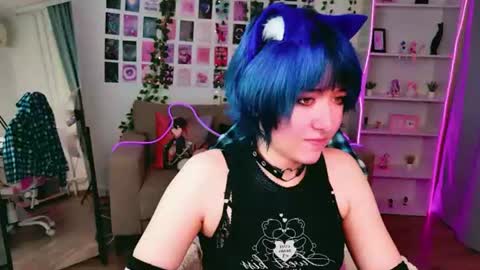 Snapshot of catharinejones chatting on August 7, 2026, 6:48 am KettieHi My name is Katie I love drawing and I can play the guitar. And love dancing online show from August 7, 2026, 6:48 am