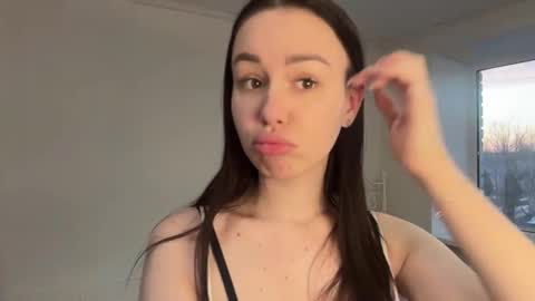 Snapshot of catharinelaumea chatting on March 27, 2026, 3:45 pm Lolly online show from March 27, 2026, 3:45 pm