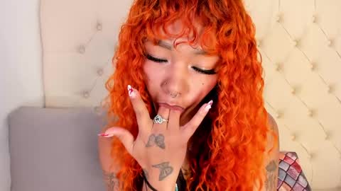 Snapshot of cattaleya_get chatting on June 1, 2026, 12:29 pm cattaleya_get online show from June 1, 2026, 12:29 pm