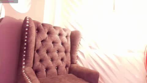 Snapshot of cattaleya_nocturna chatting on November 10, 2025, 3:27 am Cattaleya nocturna online show from November 10, 2025, 3:27 am