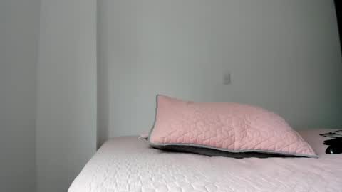 Snapshot of cattaleya_rose chatting on June 5, 2026, 9:20 pm Catta online show from June 5, 2026, 9:20 pm