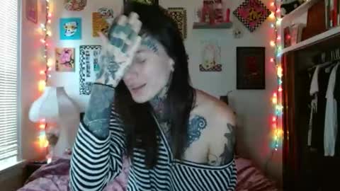 Snapshot of caulkgobbler chatting on November 30, 2025, 11:20 pm alaska online show from November 30, 2025, 11:20 pm