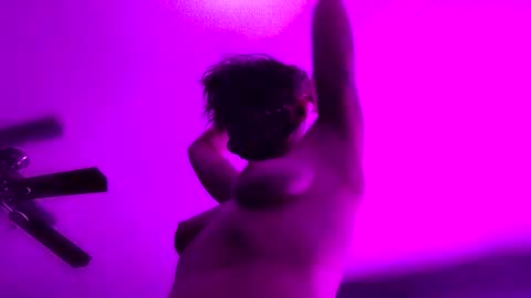 cay_date online show from October 27, 2025, 4:05 am