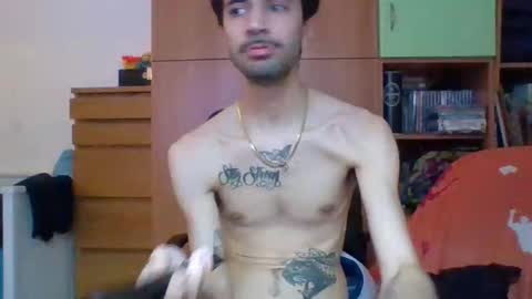 cazzone98italiano online show from November 18, 2025, 9:52 pm