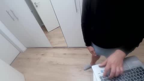 Snapshot of cb_cj chatting on October 8, 2025, 6:55 am cb_cj online show from October 8, 2025, 6:55 am