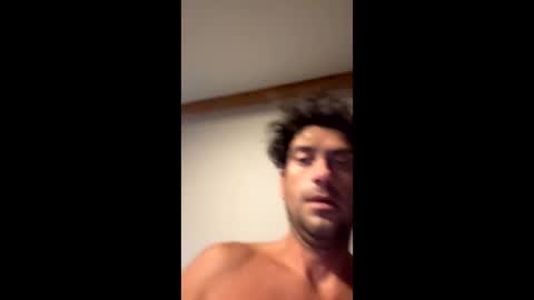 cclovefrench online show from September 9, 2025, 9:20 am