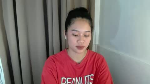 Snapshot of ce_lien chatting on December 19, 2025, 5:20 pm Celine online show from December 19, 2025, 5:20 pm