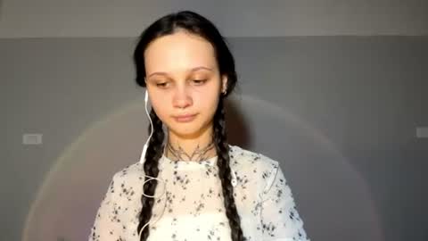 Snapshot of cecilystromain chatting on July 10, 2026, 10:18 am cecilystromain online show from July 10, 2026, 10:18 am