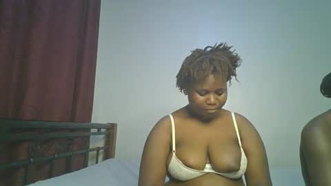 Snapshot of ceepretty25 chatting on February 7, 2026, 11:47 am ceepretty25 online show from February 7, 2026, 11:47 am