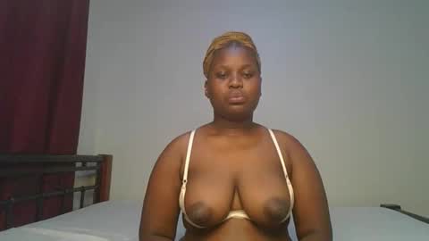 Snapshot of ceepretty25 chatting on February 18, 2026, 10:17 pm ceepretty25 online show from February 18, 2026, 10:17 pm