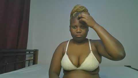 Snapshot of ceepretty25 chatting on February 19, 2026, 10:28 pm ceepretty25 online show from February 19, 2026, 10:28 pm