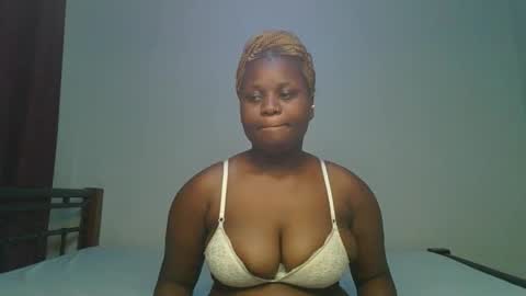 Snapshot of ceepretty25 chatting on February 23, 2026, 12:02 pm ceepretty25 online show from February 23, 2026, 12:02 pm