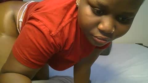 ceepretty25 online show from March 19, 2026, 1:04 pm