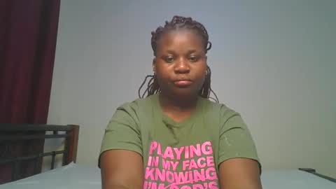 Snapshot of ceepretty25 chatting on April 22, 2026, 12:13 am ceepretty25 online show from April 22, 2026, 12:13 am