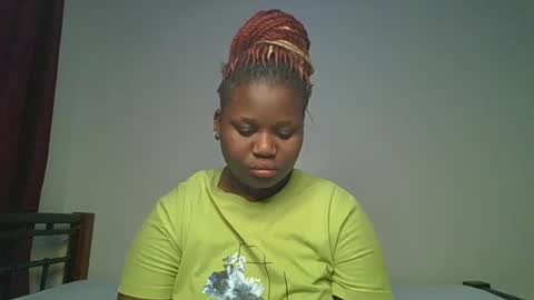 Snapshot of ceepretty25 chatting on July 17, 2026, 12:17 am ceepretty25 online show from July 17, 2026, 12:17 am