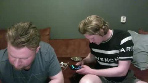 ceezeee online show from March 3, 2026, 2:07 am