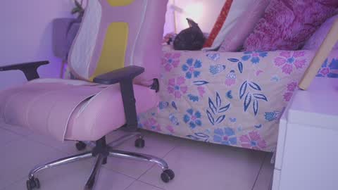 Celeste  online show from January 13, 2025, 1:39 pm