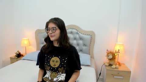 Snapshot of celeste_calderon chatting on December 18, 2025, 11:27 am Celeste Calderon online show from December 18, 2025, 11:27 am