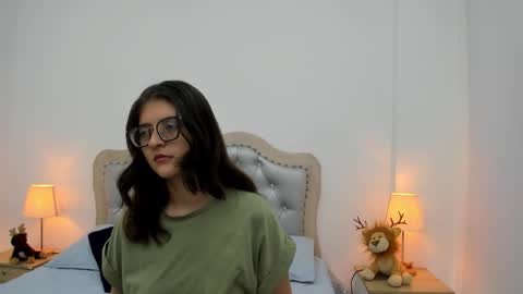 Snapshot of celeste_calderon chatting on December 20, 2025, 11:17 am Celeste Calderon online show from December 20, 2025, 11:17 am