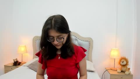 Snapshot of celeste_calderon chatting on January 7, 2026, 11:34 am Celeste Calderon online show from January 7, 2026, 11:34 am