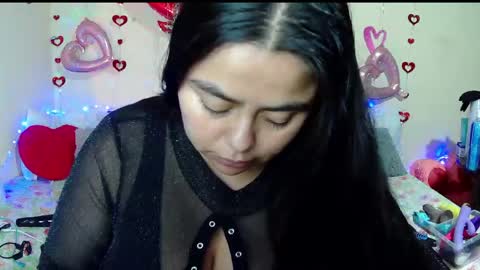 Snapshot of celeste_hotres chatting on June 6, 2026, 1:00 am celeste_hotres online show from June 6, 2026, 1:00 am