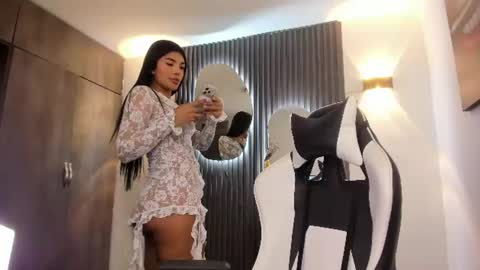 Snapshot of celeste_pervert chatting on June 13, 2026, 1:31 pm mia sofiabohorquez INSTAGRAM online show from June 13, 2026, 1:31 pm