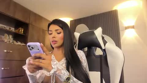 Snapshot of celeste_pervert chatting on July 3, 2026, 3:40 pm mia sofiabohorquez INSTAGRAM online show from July 3, 2026, 3:40 pm