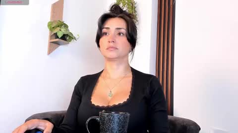     online show from September 15, 2025, 9:59 pm