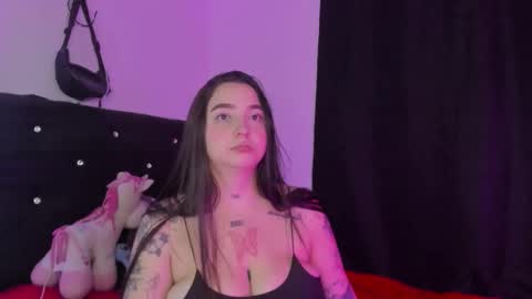 Celeste Y Pipe online show from December 21, 2025, 8:54 am