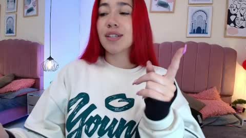 Snapshot of celestee15_ chatting on April 7, 2026, 11:10 am Celeste online show from April 7, 2026, 11:10 am