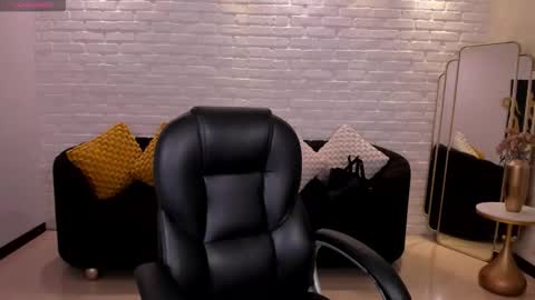 Celeste online show from December 5, 2025, 10:13 am