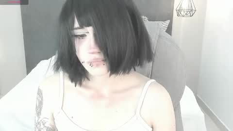Snapshot of celestica_rose chatting on April 27, 2026, 11:03 pm Celestica online show from April 27, 2026, 11:03 pm