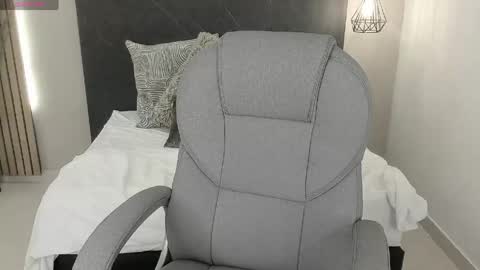 Snapshot of celestica_rose chatting on May 19, 2026, 9:21 pm Celestica online show from May 19, 2026, 9:21 pm