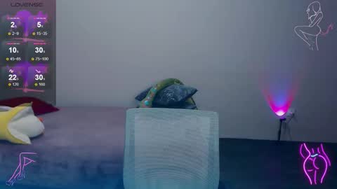 Celine online show from November 3, 2025, 12:50 pm