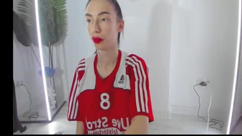 Snapshot of celine_roxelle chatting on November 12, 2025, 5:46 pm Celine Roxelle online show from November 12, 2025, 5:46 pm