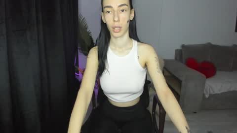 Snapshot of celine_roxelle chatting on April 3, 2026, 8:29 pm Celine Roxelle online show from April 3, 2026, 8:29 pm