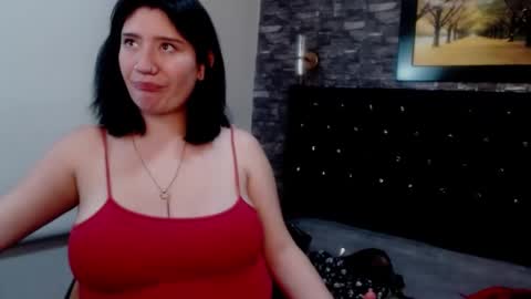 Snapshot of cerecita_02 chatting on December 2, 2024, 3:47 pm Cerecita online show from December 2, 2024, 3:47 pm