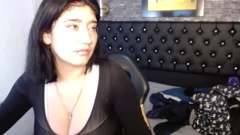 Snapshot of cerecita_02 chatting on December 3, 2024, 12:16 pm Cerecita online show from December 3, 2024, 12:16 pm
