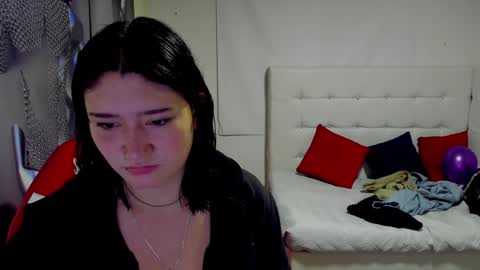 Snapshot of cerecita_02 chatting on January 24, 2025, 12:31 pm Cerecita online show from January 24, 2025, 12:31 pm