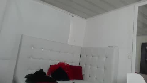 Snapshot of cerecita_02 chatting on January 31, 2025, 7:18 pm Cerecita online show from January 31, 2025, 7:18 pm