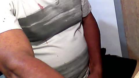 Snapshot of cesar1956 chatting on July 21, 2026, 6:43 pm cesar1956 online show from July 21, 2026, 6:43 pm