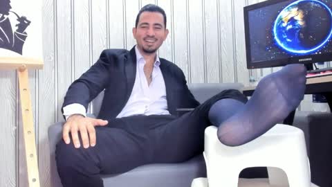 Cesar online show from March 28, 2026, 5:01 pm