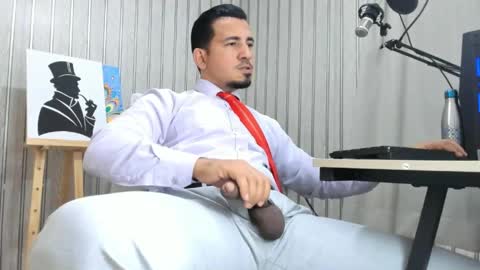 Snapshot of cesar_dant chatting on June 1, 2026, 8:54 pm Cesar online show from June 1, 2026, 8:54 pm
