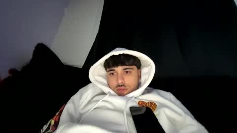 cezarthebreeder online show from April 12, 2026, 5:18 pm