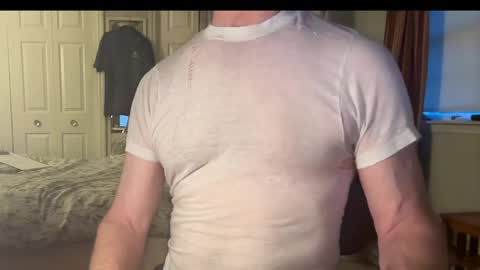 Snapshot of cfnmworkout1 chatting on April 18, 2026, 11:38 pm cfnmworkout1 online show from April 18, 2026, 11:38 pm
